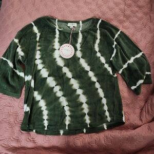 Umgee Green and White Tie-Dye Tunic